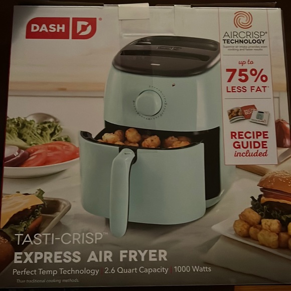 DASH - 2.6 quart air fryer - 1000 Watts - Aqua - Picture 1 of 6
